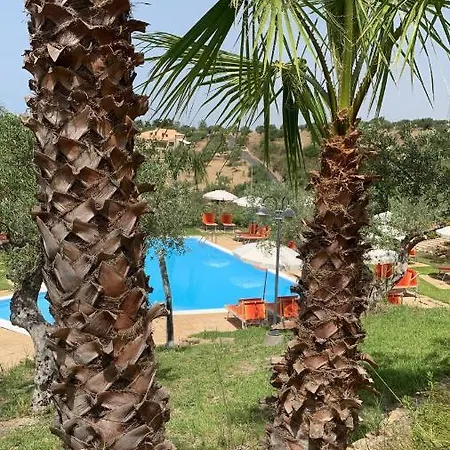 La Luna Nel Pozzo 4*