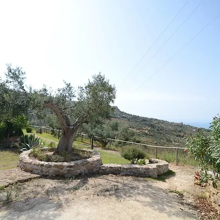 La Luna Nel Pozzo Aparthotel Sciacca