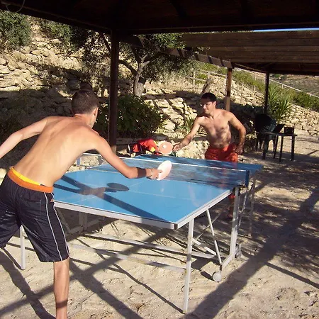 La Luna Nel Pozzo 4*