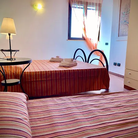 La Luna Nel Pozzo Aparthotel