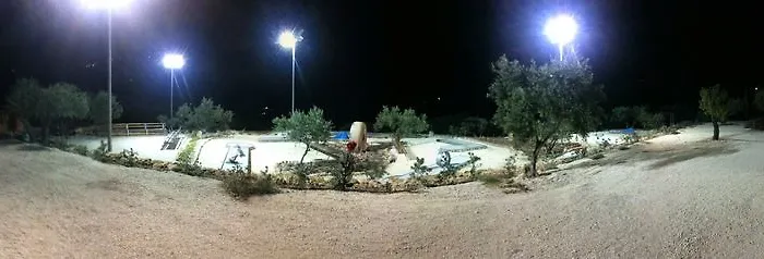 La Luna Nel Pozzo Lägenhetshotell 4*